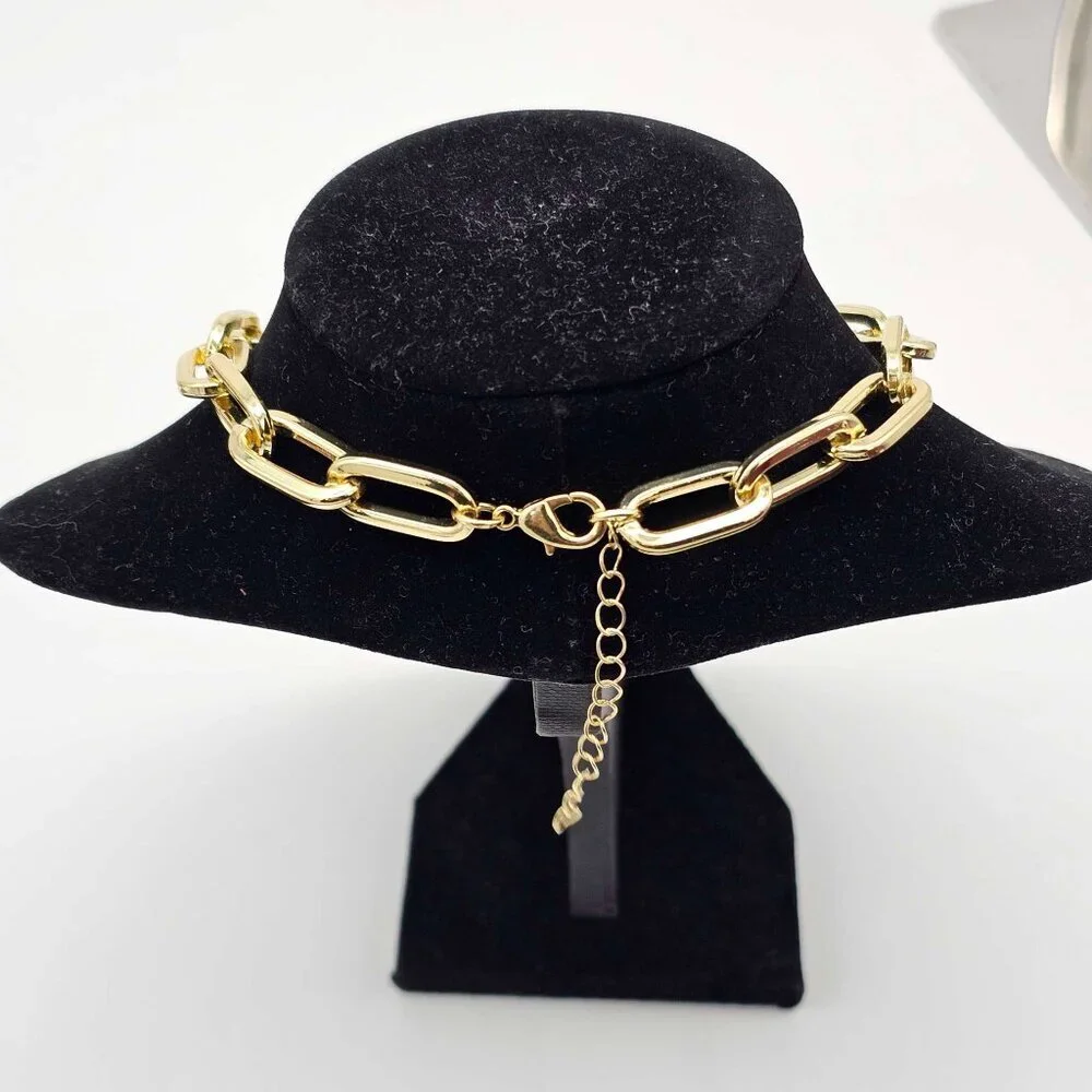 Authentic Louis Vuitton Lock & Key w/ Unbranded Gold Plated Gold Chain Necklace - Picture 4 of 11